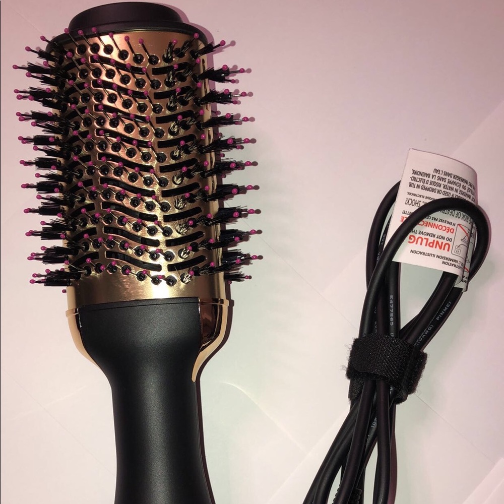 3 in 1 HOT AIR BRUSH DRYER & VOLUMIZER